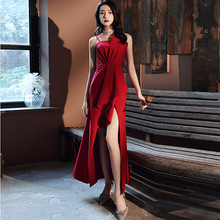 2025年吊带抹胸开叉小礼服女年会气质结婚敬酒服不规则下摆连衣裙