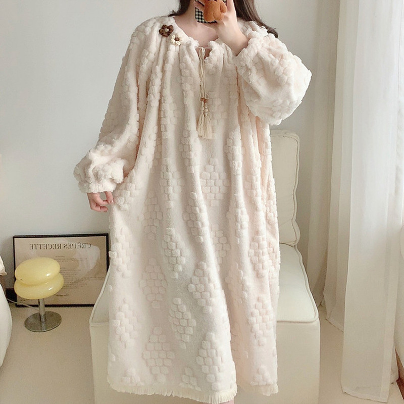 Invierno de invierno de la princesa pijama de franela de espesor simple y suelta confiable pijama de lana de coral