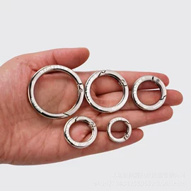 登山扣、钩;其他户外用品;登山/滑雪杖