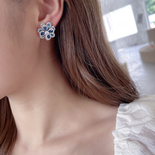 European and American temperament colorful zircon flower earrings S925 silver needle earrings for women simple daily three-dimensional camellia earrings