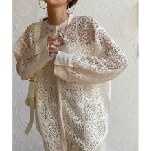 春季新款韩版时尚圆领透视镂空钩花蕾丝衫单排扣上衣开衫防晒衣女