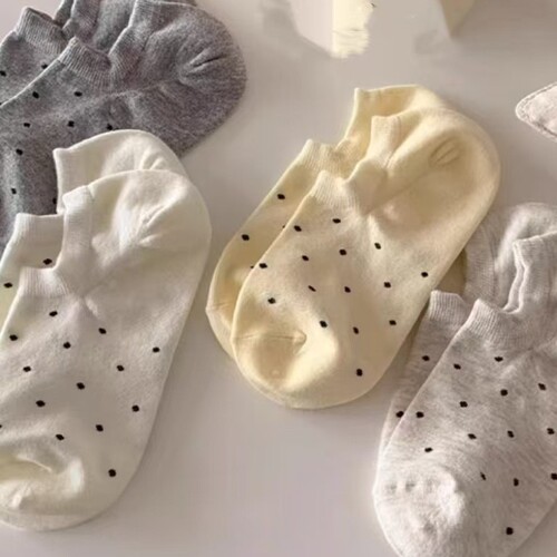 New Japanese-style cute, Instagram trendy, minimalist polka dot socks for women, summer thin, shallow mouth invisible boat socks, summer version