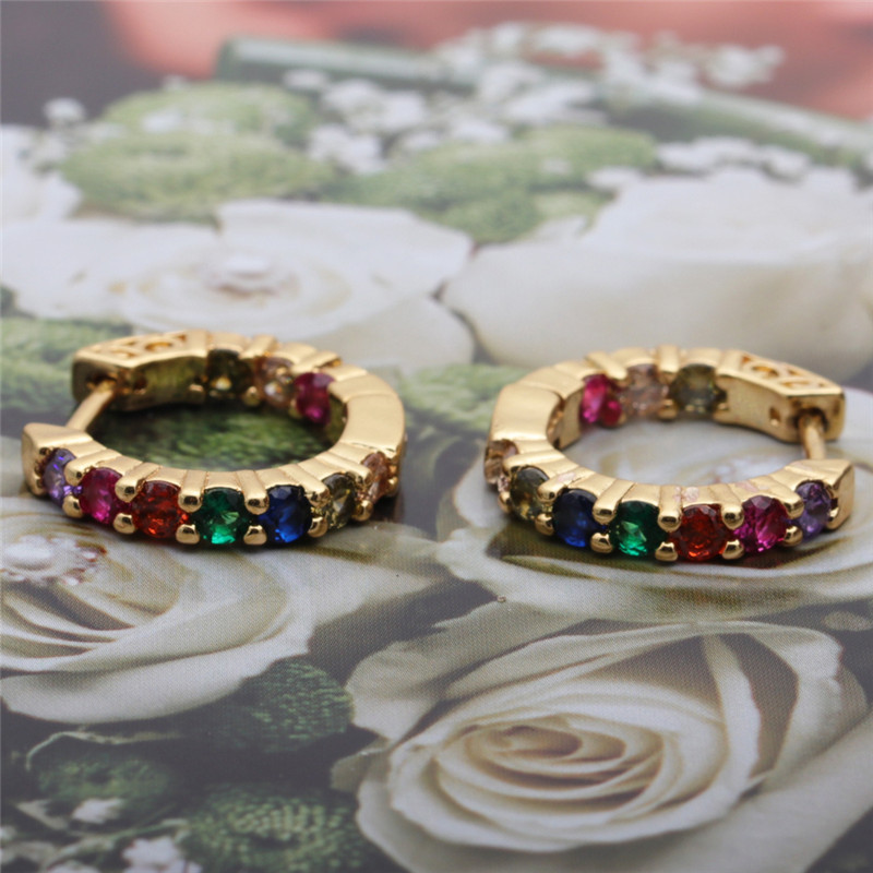 Fashion Circle Micro-inlaid Color Zircon Earrings Wholesale display picture 5