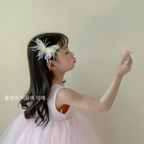 High-end children's feather butterfly hairpin princess texture headwear side hairpin girl baby hair accessories female accessories