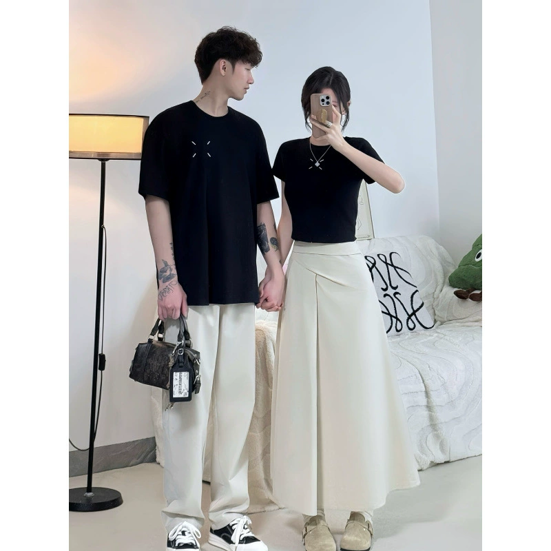 Черная футболка с короткими рукавами для пары, новинка 2025 года, короткий американский сексуальный топ с половиной рукавов, дизайнерский костюм с юбкой