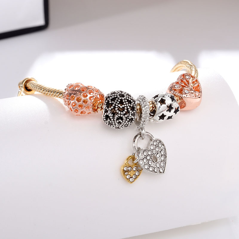 Europa y América creativa todo partido en forma de corazón Árbol de la vida hueco DIY Panjia pulsera personalidad de la moda femenina pulsera de temperamento al por mayor