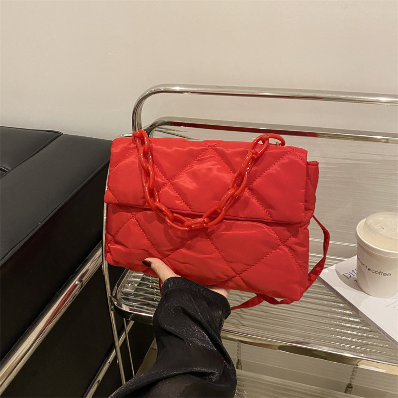 Este año, la popularidad de la gran capacidad del sobre de hombro de diamante 2024, la nueva moda, bolsas de mochila bordadas, bolsas cuadradas