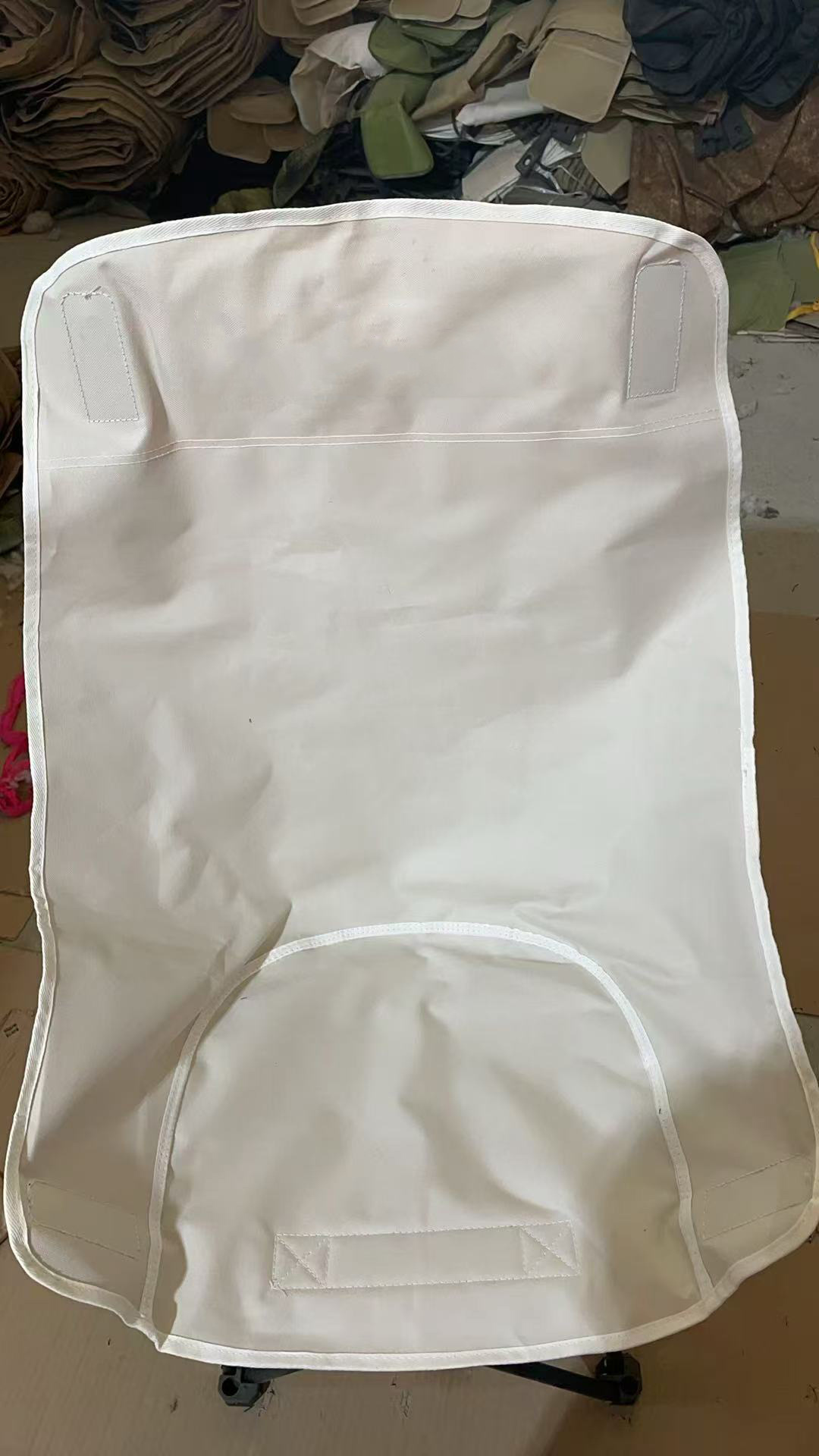 탑스티치 하이백 문체어 화이트