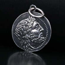 山本银 S925银欧美做旧复古双面浮雕头像男女款银币项链吊坠批发