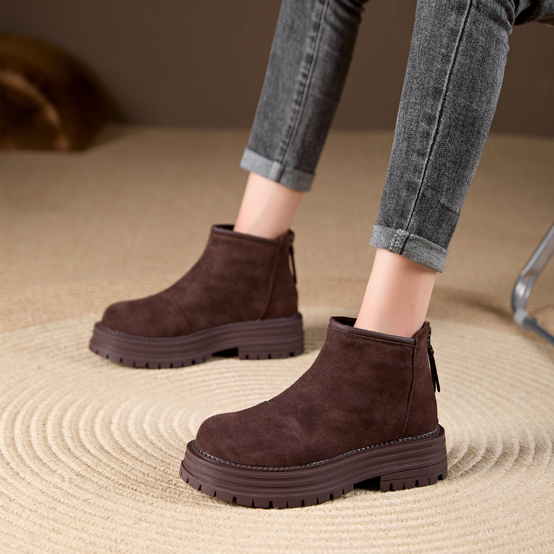 Women's Retro Suede Boots With Warm Fleece Lining And Thick Sole_voghion.com