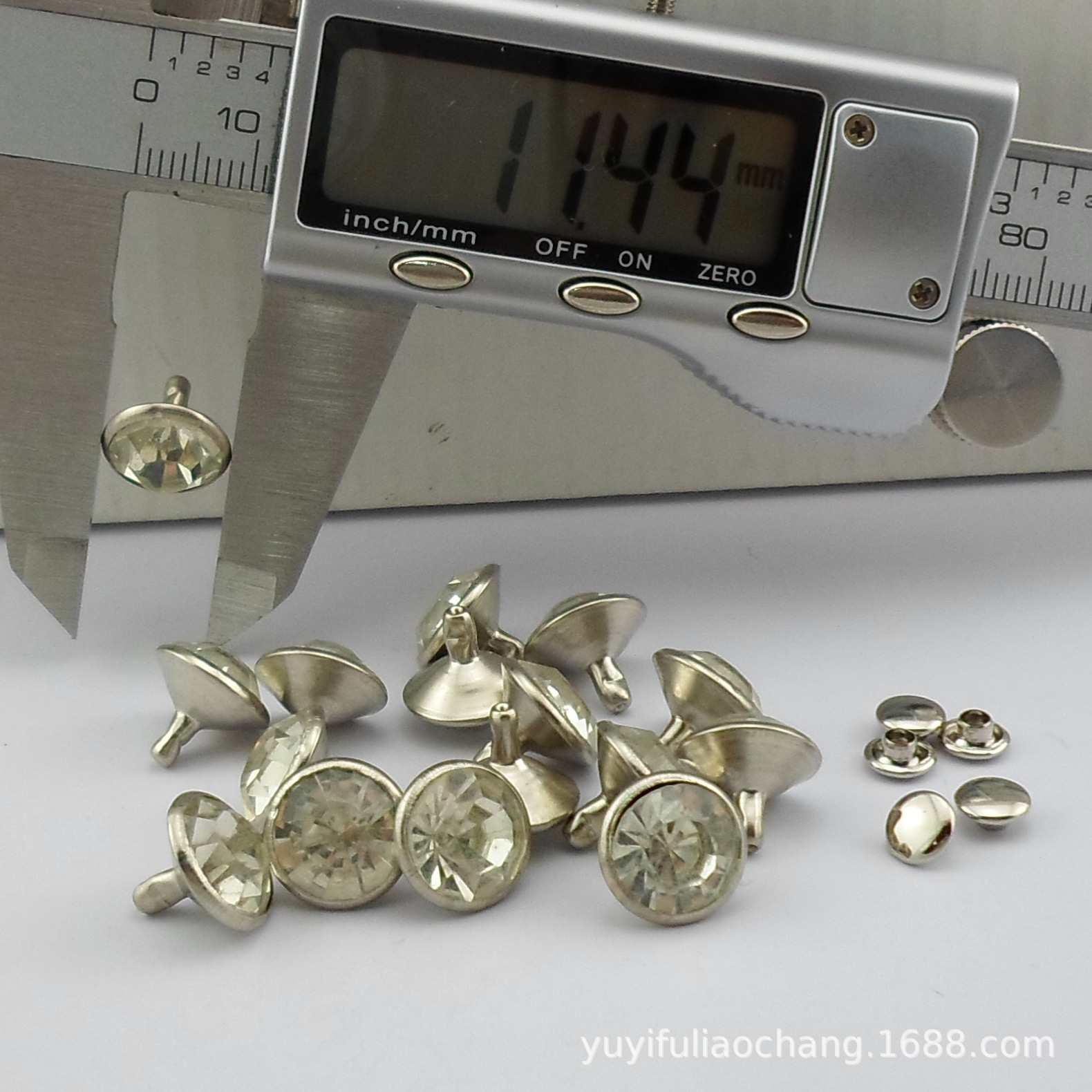 12MM白叻/金色铜边包白色A钻钻钉  镶嵌白色透明A钻管钻铆钉