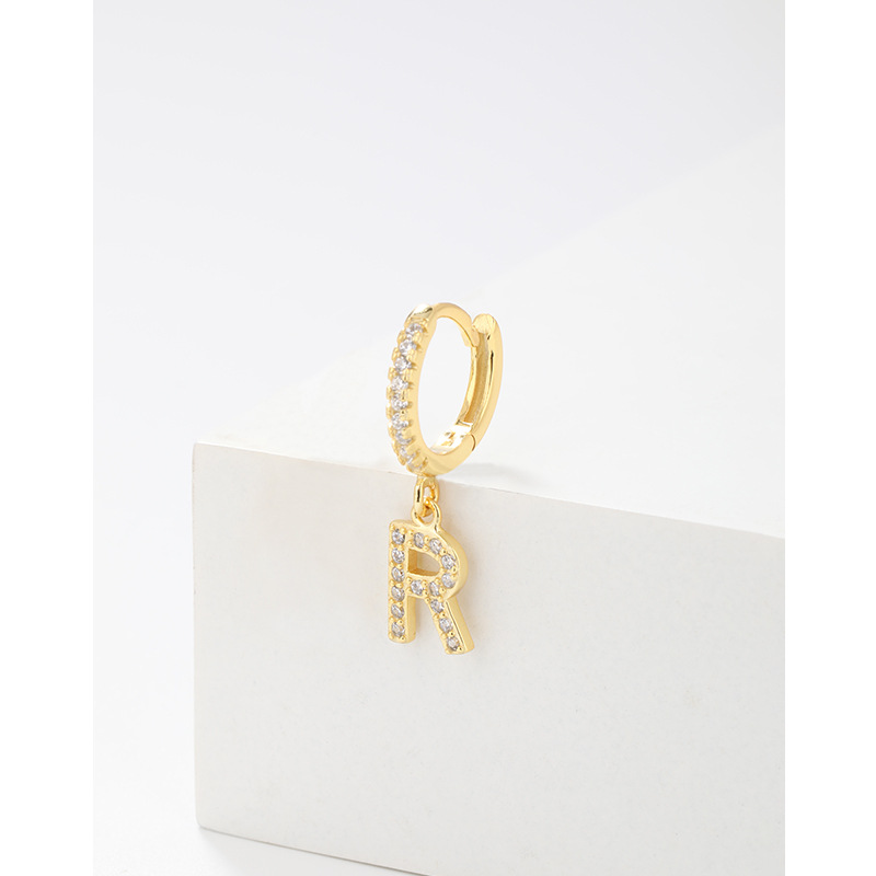 Amazon transfronterizo 925 plata esterlina 26 letras pendientes de estilo europeo y americano pendientes de orejas de orejas de orejas