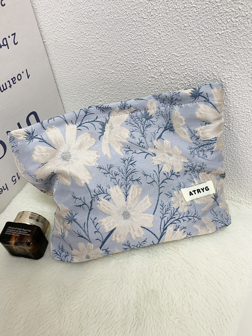 Bolsa de maquillaje una gran cantidad de flores Jacquard tejido Jacquard bolsa de almacenamiento de productos de cuidado de la piel de viaje bolsa de maquillaje portátil