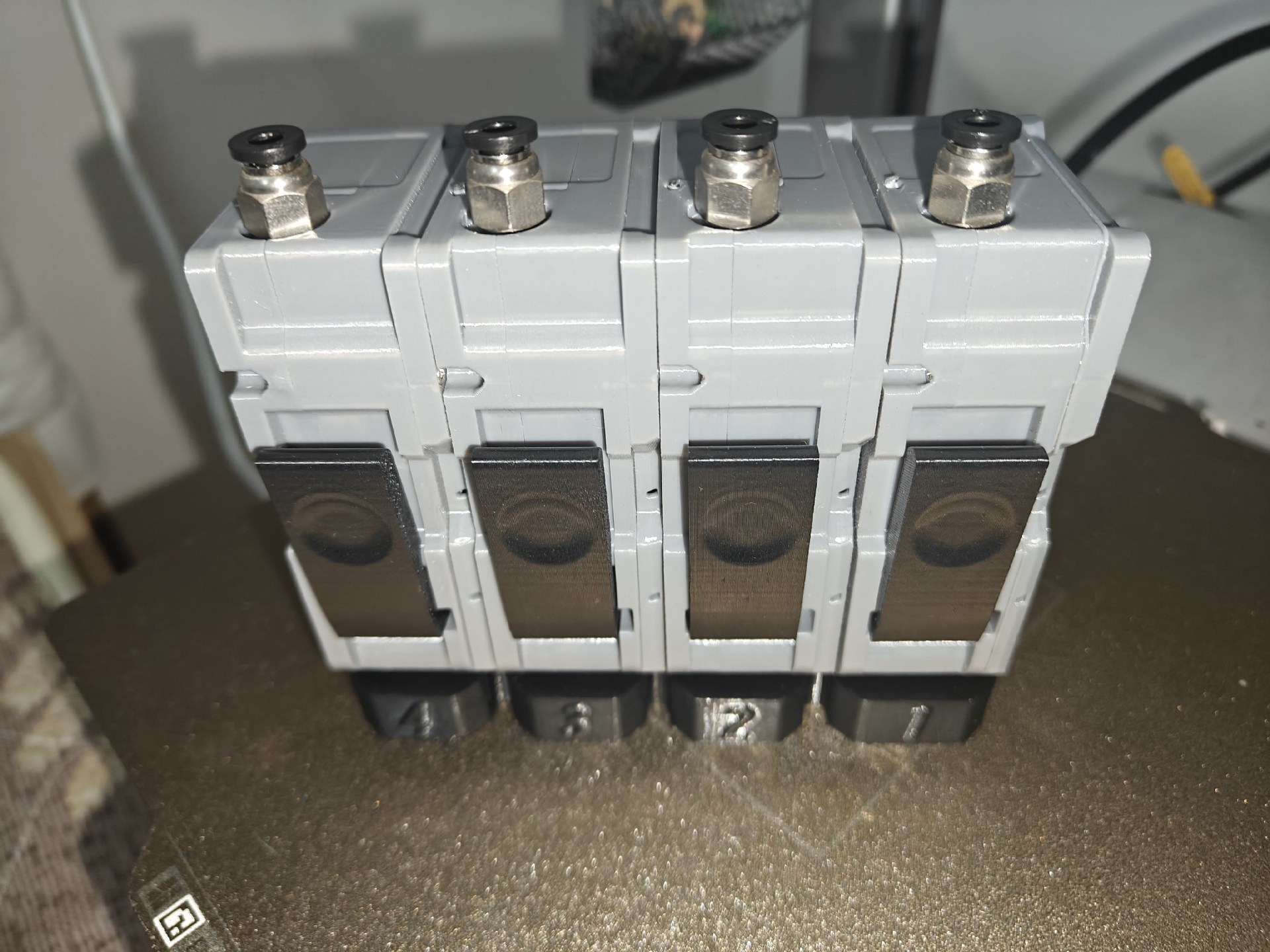 拓竹B多色换料 B370 双微动 霍尔版