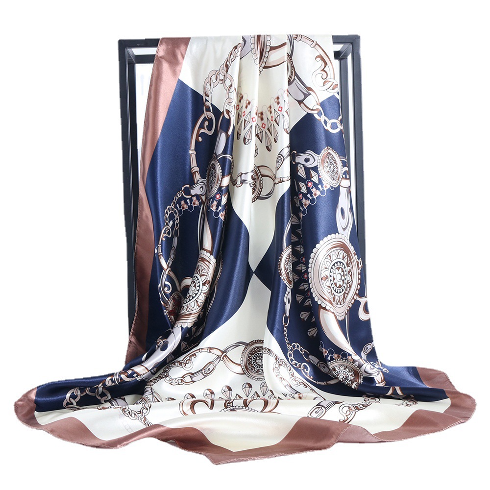 2021 autumn and winter new silk scarf Eu...