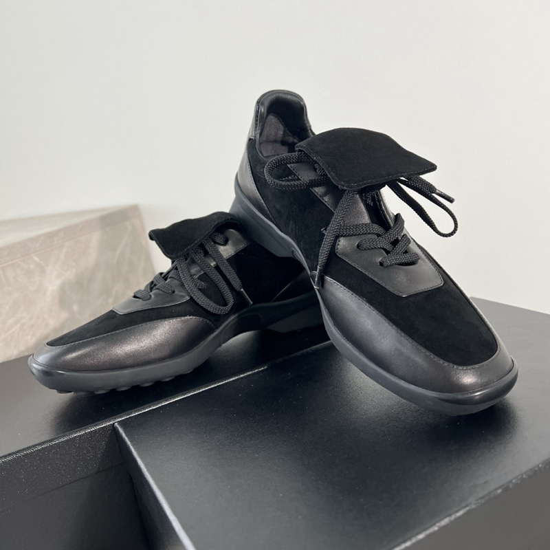 Original High-End Version Made in Dongguan~Chanel-Style Golf and Baseball Sneakers, Pure Black, Square-Toe, German Training Shoes for Women Original High-End Version Made in Dongguan~Chanel-Style Golf and Baseball Sneakers, Pure Black, Square-Toe, German Training Shoes for Women