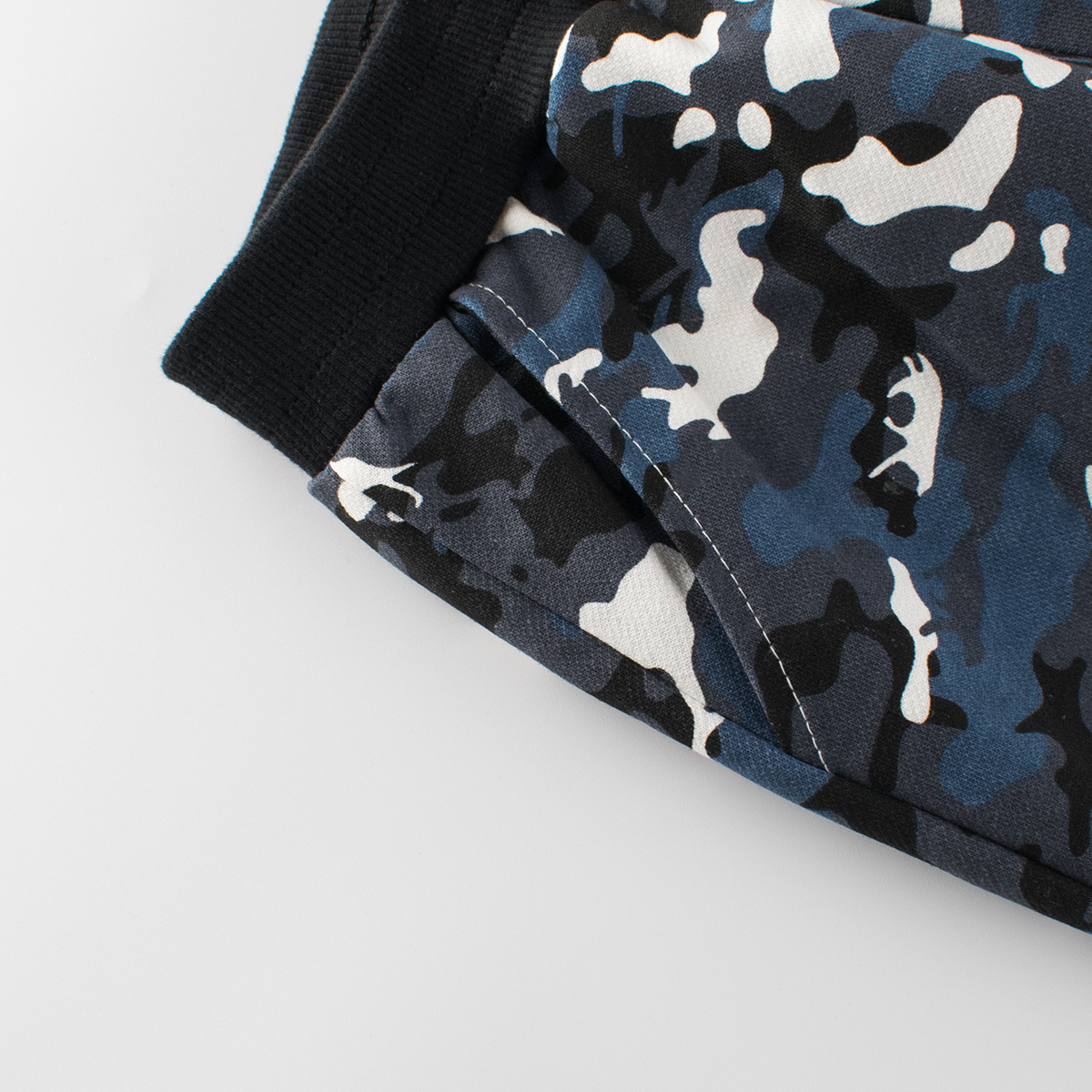 27kids ropa para niños coreanos otoño nuevo 2024 pantalones para niños camuflaje para hombres y bebés pantalones deportivos cabello de una pieza