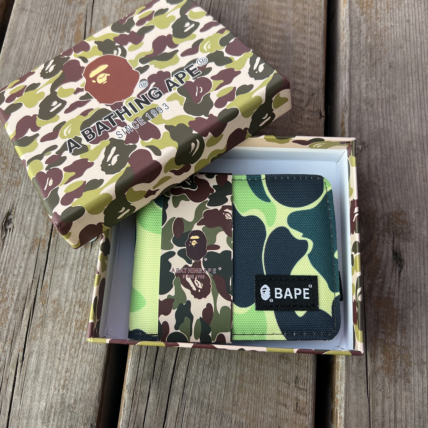 Short human head, camouflage box