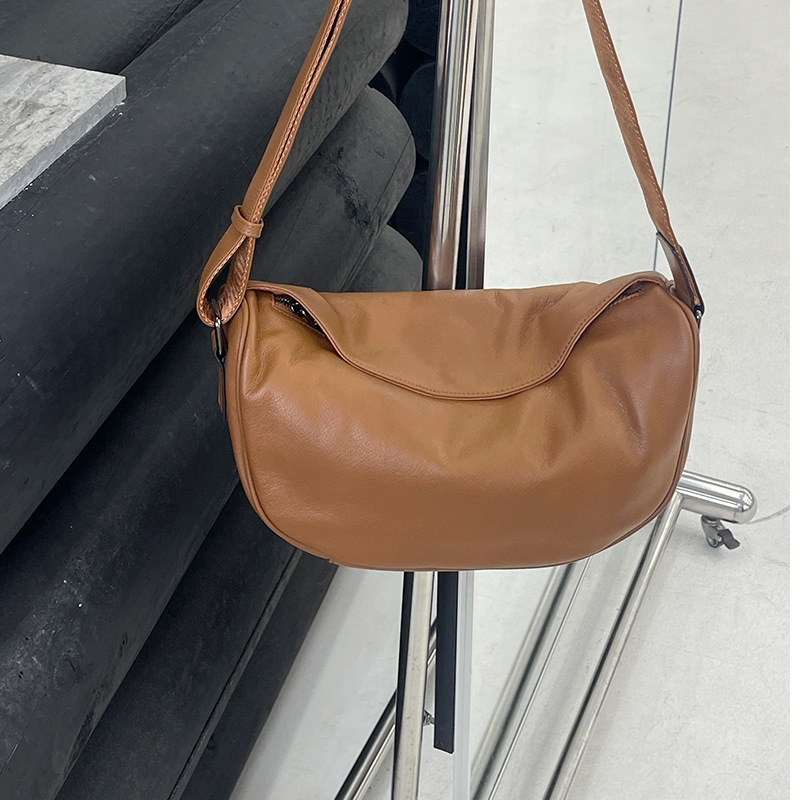 Lindo bolso de la suerte bolsa de mensajero de cuero genuino bolsa de hombro primera capa de piel de vaca europea y americana moda retro bolsa de mensajero Comercio exterior Venta caliente