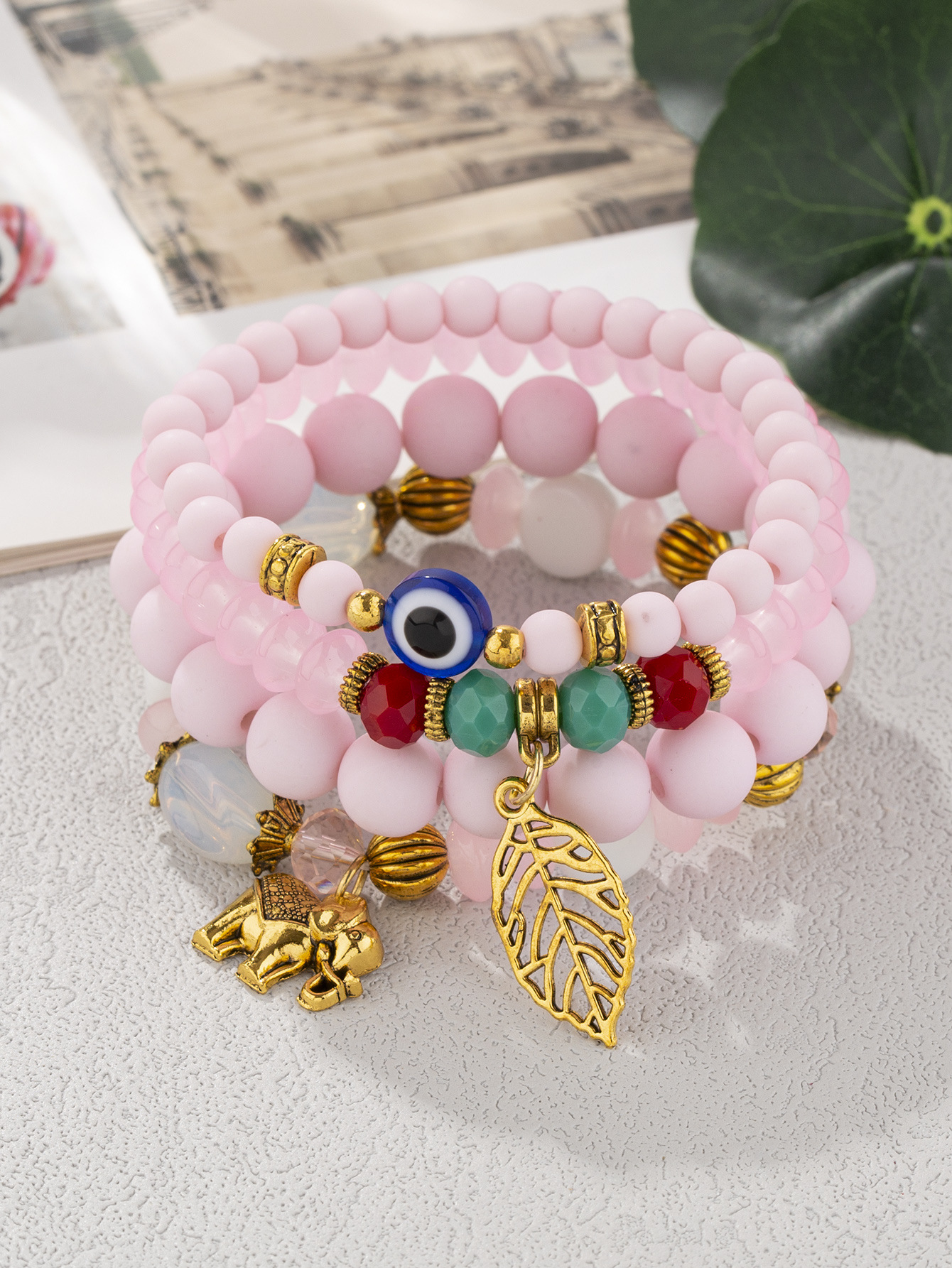 51g Weight Alloy Pendant Material Bracelets Classification Beads Chain Material 1 Set Quantity Holiday, Daily, Street Occasion Alloy, Glass Material Leaf, Elephant Pattern Women's Gender Beaded, Plating Design Casual, Retro, Simple Style Style Casual Retro Simple Style Leaf Elephant Arylic Alloy Glass Beaded Bracelets Wholesale 1