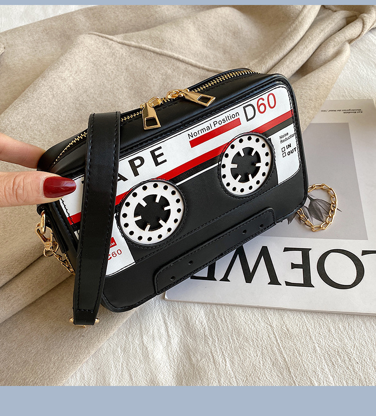Retro Radio Shape Chain Messenger Bag display picture 2
