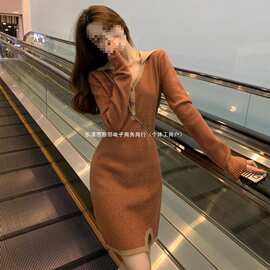 小香风设计感名媛气质法式修身显瘦领针织连衣裙女秋冬新款