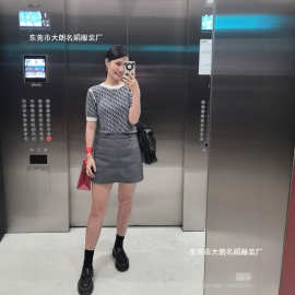深圳南油女装CD家新款圆领套头针织衫字母提花简约复古时尚风上衣