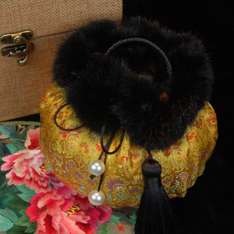 Palace Handmade Soup Pot Cloth Cover Brocade Silks and Satins Plush Mink Hair Spring Festival Special Edition Gift Wholesale