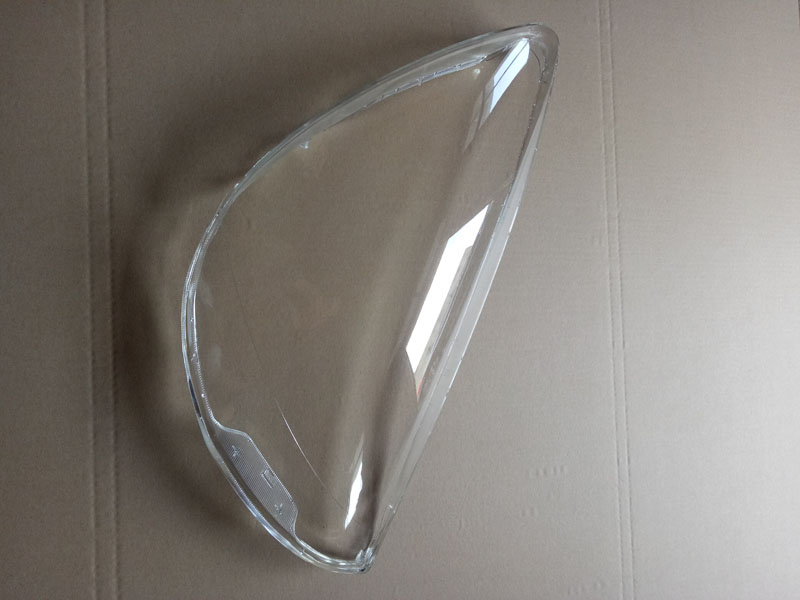Suitable for Honda's old Fit models, sedan and hatchback Fit 03-08, front headlight cover, transparent headlight cover