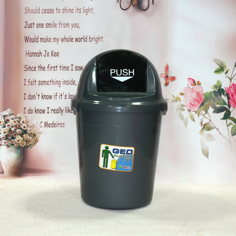 Capacious plastic garbage can for commercial use for home use