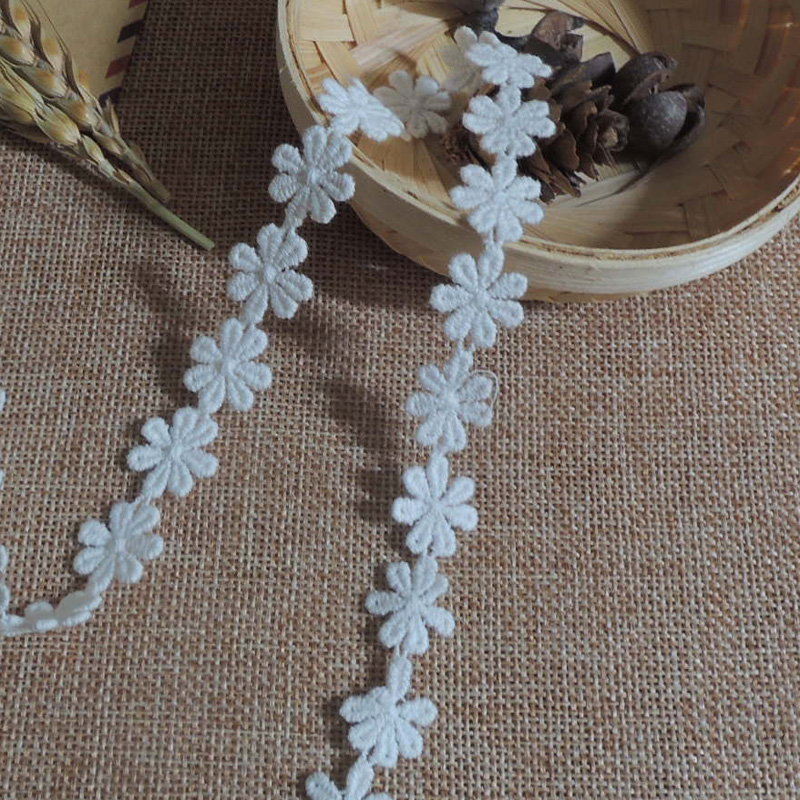 Accesorios de prenda de encaje soluble en agua flores pequeñas prendas de algodón decorativas diy ancho 1.4cm