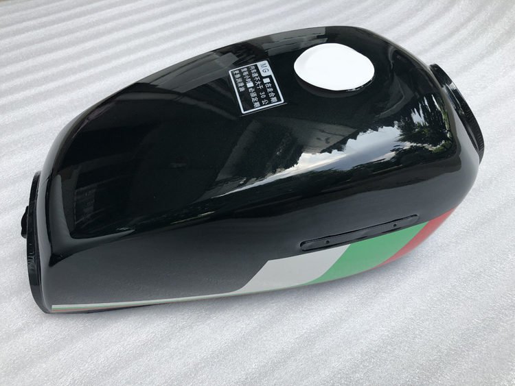 Motorcycle parts: Jialing 70 large fuel tank, JH70 fuel tank, JH70 battery cover, side cover, side cover, thickened fuel tank