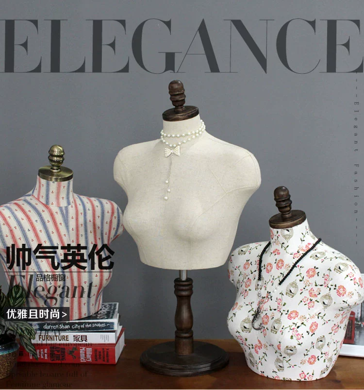 Одежда Нижнее белье Модель бюстгальтер большого размера показывает верхнюю часть тела ожерелье шелковый шарф