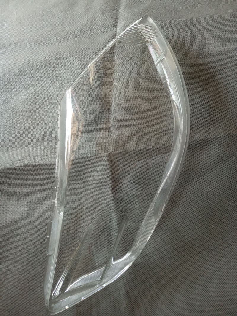 Suitable for Honda's old Fit models, sedan and hatchback Fit 03-08, front headlight cover, transparent headlight cover