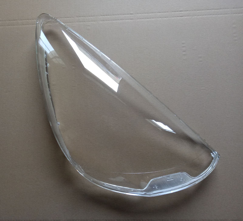 Suitable for Honda's old Fit models, sedan and hatchback Fit 03-08, front headlight cover, transparent headlight cover