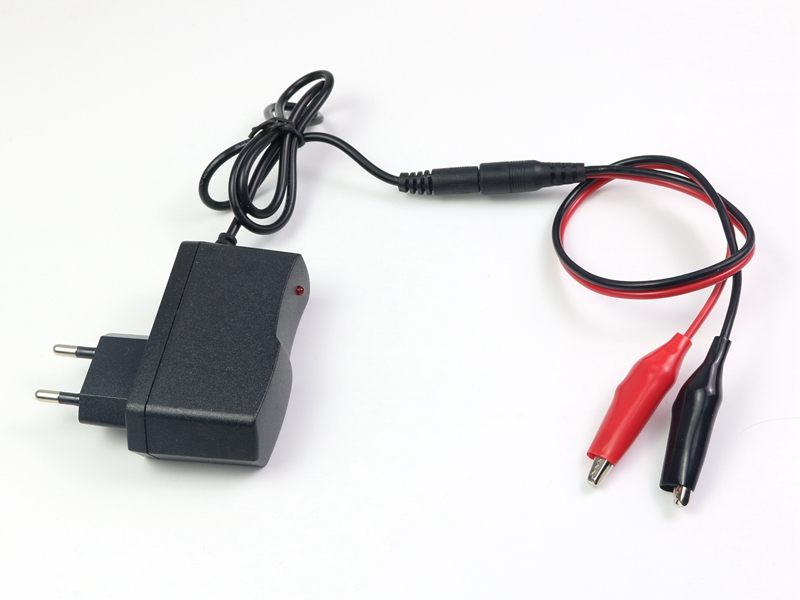 Battery clip DC male and female alligator clip battery connection DC head seat turn red and black clip line DC head line