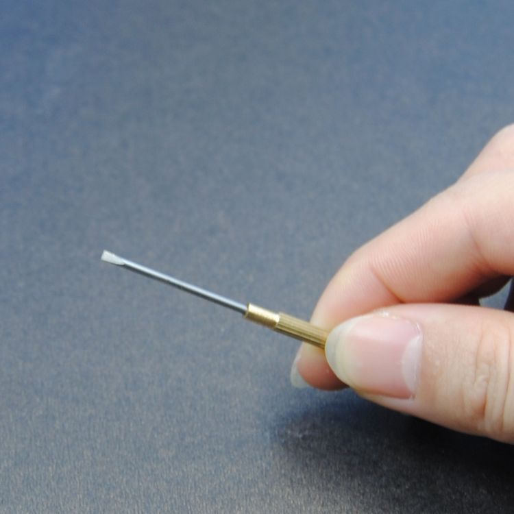 Pequeño destornillador de reloj de reparación mini bronce una palabra destornillador de cruz gafas herramientas de mantenimiento de relojes