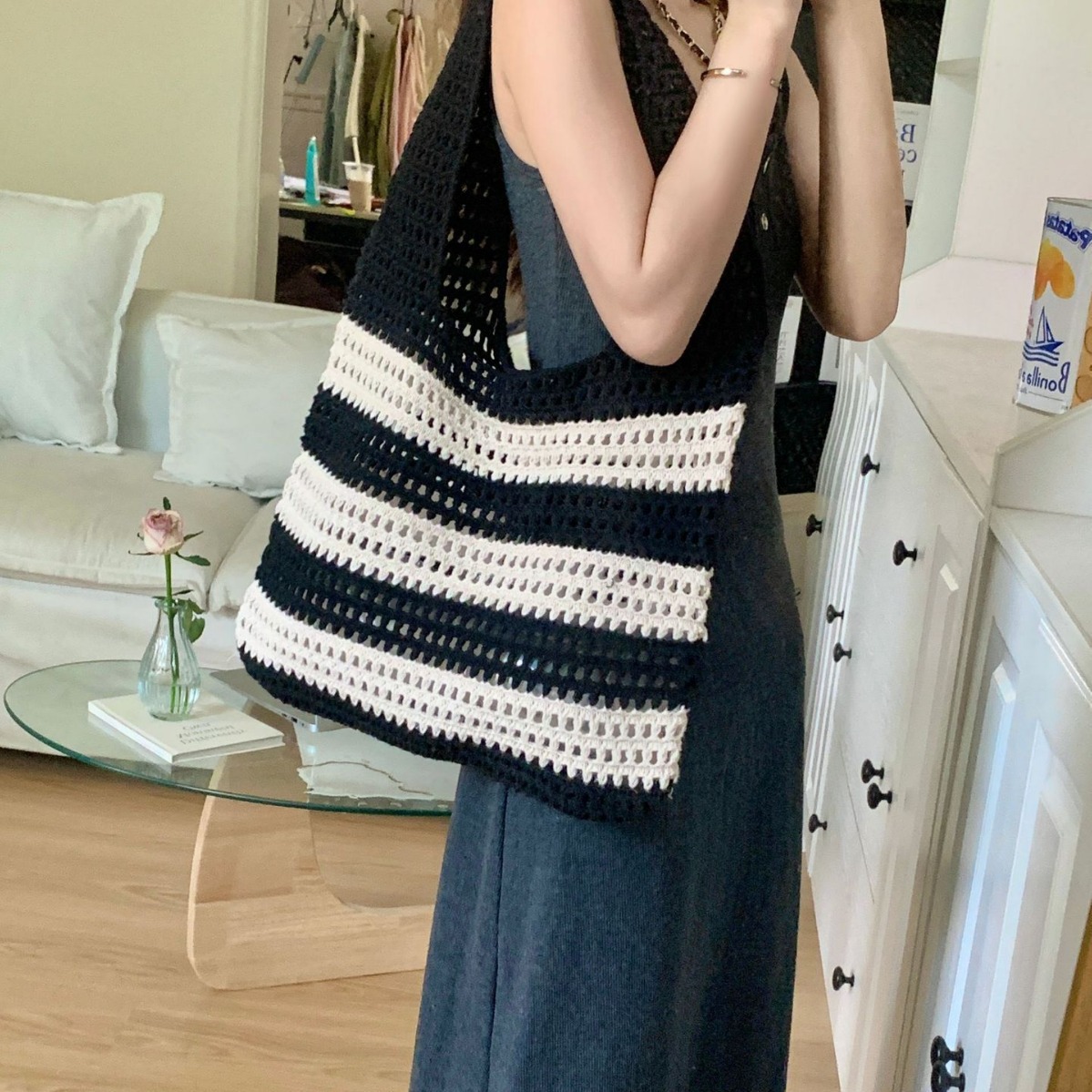 Amazon Cross-border Women's Woven Bag Niche Design Striped Knitted Bag Simple Hollow Hand Shoulder Bag Bags