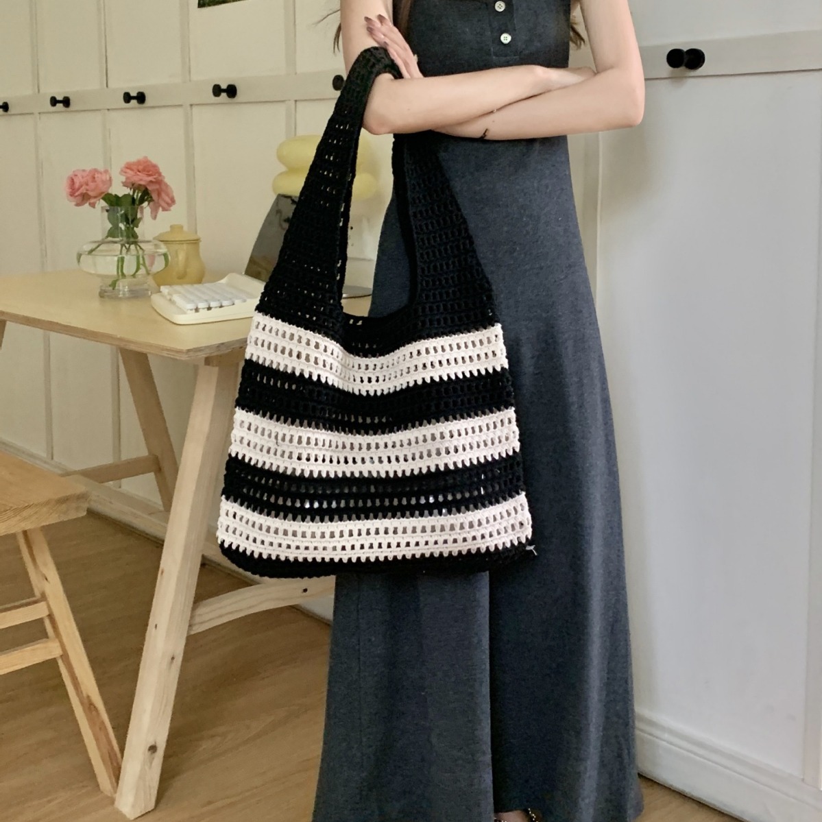 Amazon Cross-border Women's Woven Bag Niche Design Striped Knitted Bag Simple Hollow Hand Shoulder Bag Bags - 1