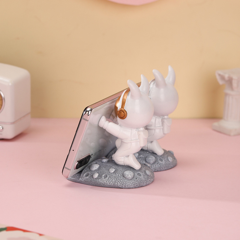 Creative Space Rabbit Mobile Phone Bracket Astronaut Small Ornaments Resin Light Luxury Children's Room Gift for Male and Female Friends - 2