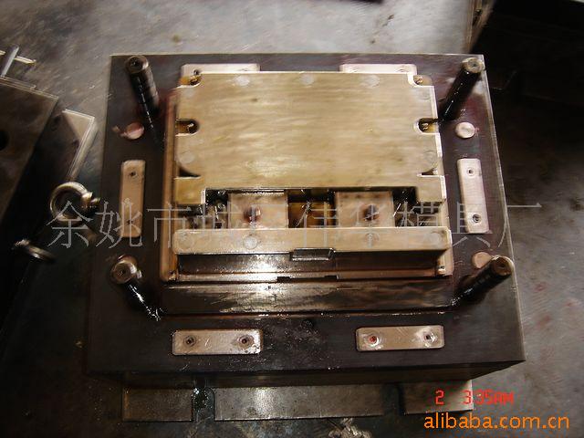 供应仪表盒配件模具