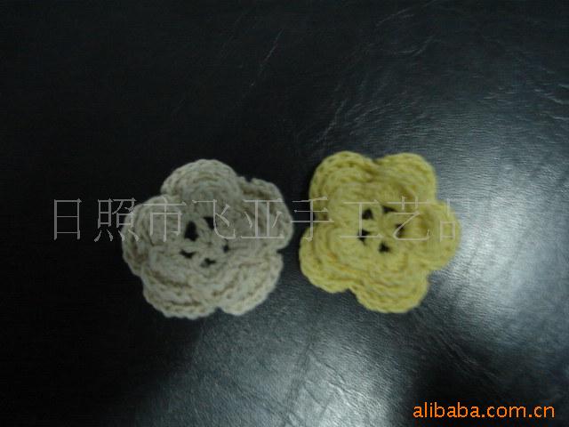 供应手勾花.手钩花.钩针花.编织花。手工钩编花，款式新