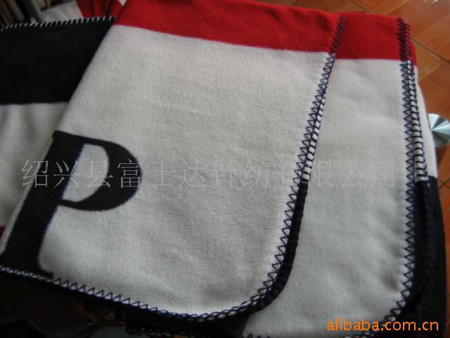 厂家供应摇粒绒毯子 欢迎量大客户询价来图可做
