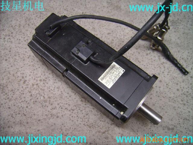 二手安川伺服马达SGMAH-08AAA4C    SGMAH-08A1A4C保修三个月