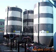 供应PE滚塑水箱PT-50000L加补强套、法兰