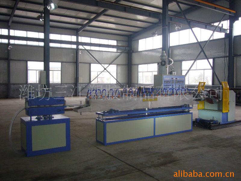 潍塑三江供应塑料钢丝管生产线,PVC管生产设备，设备