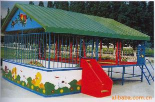 Fully enclosed ball pool trampoline, jumping bed, bungee jumping supplies, children's amusement facilities