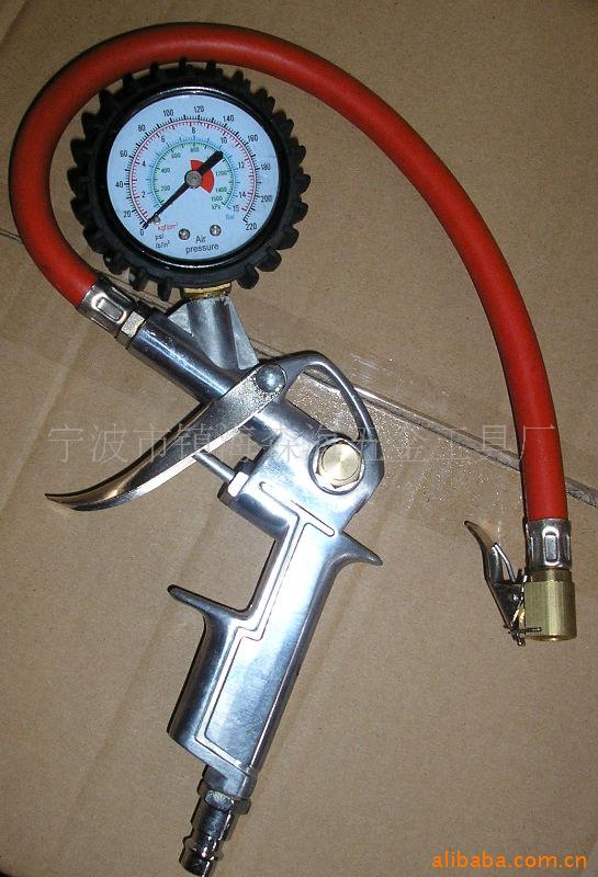 供应胎压枪，吹尘枪，打气嘴等汽保工具 多功能胎压计 轮胎压力表