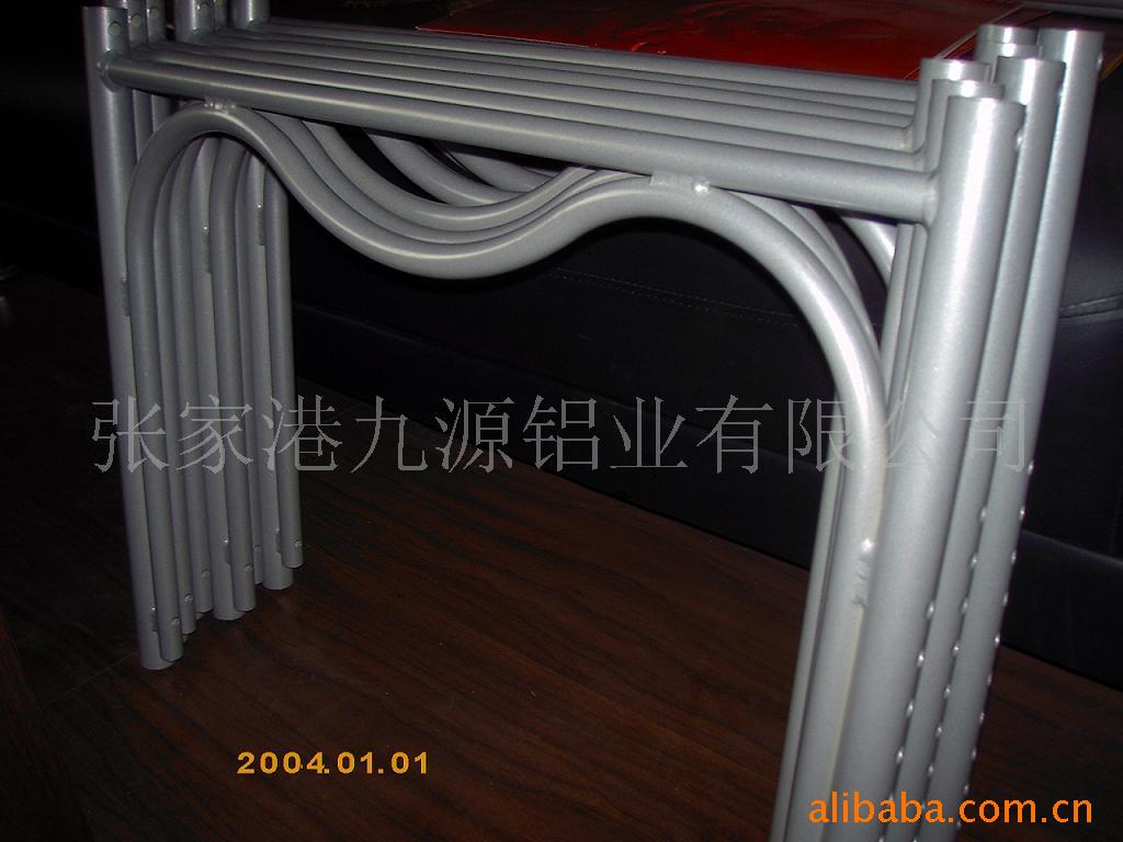 供应铝加工，弯曲，冲孔，焊接，成品喷涂等