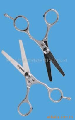 մٵ ɫմɼ  մ׵ մɼ